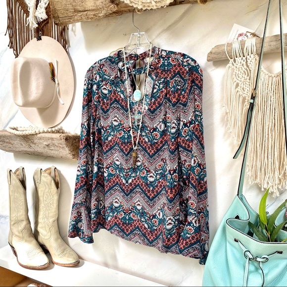 Sweet BOHO peasant blouse w gypsy long sleeves w folk/prairie floral vibe 🦋✨ - Picture 16 of 16